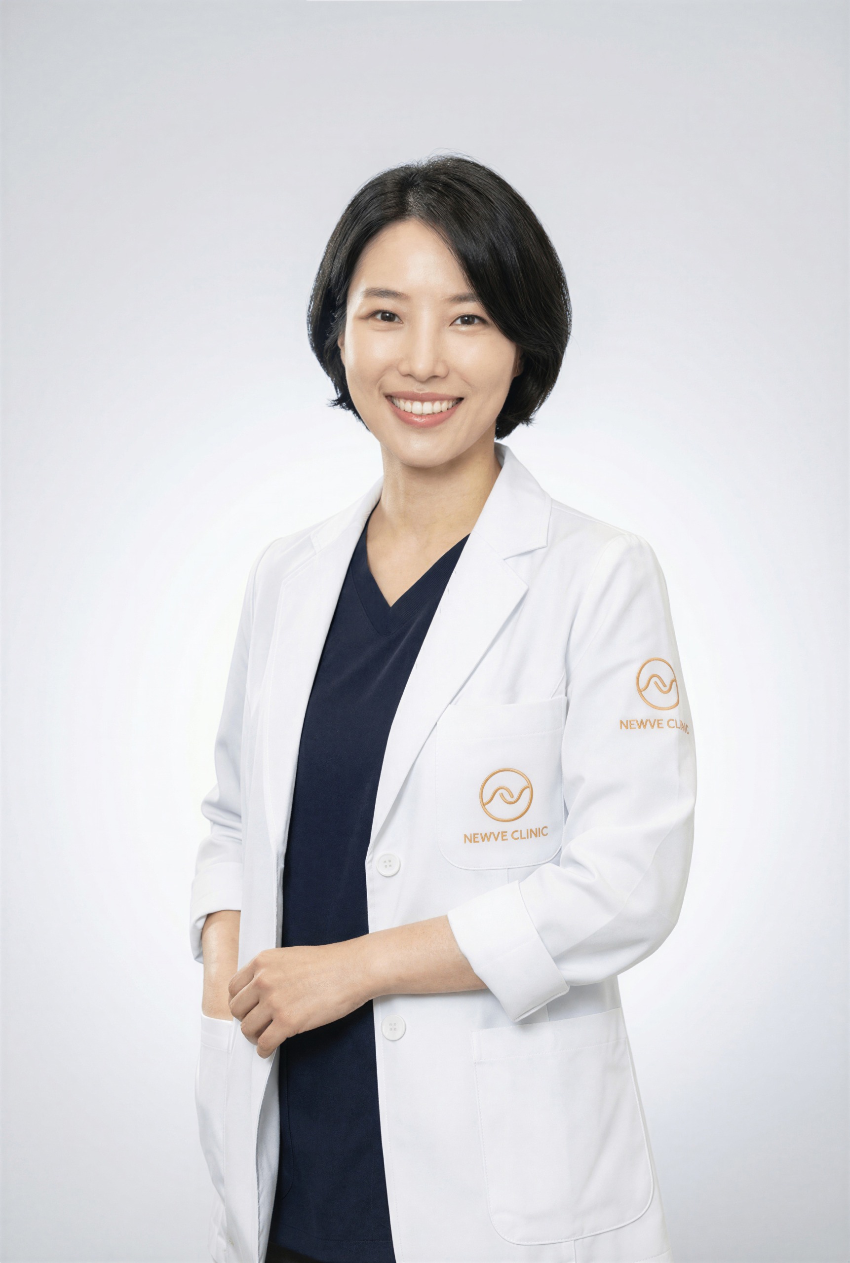 Dr. Hyunhwa Kim, Director of Newve Skin Clinic Gangnam